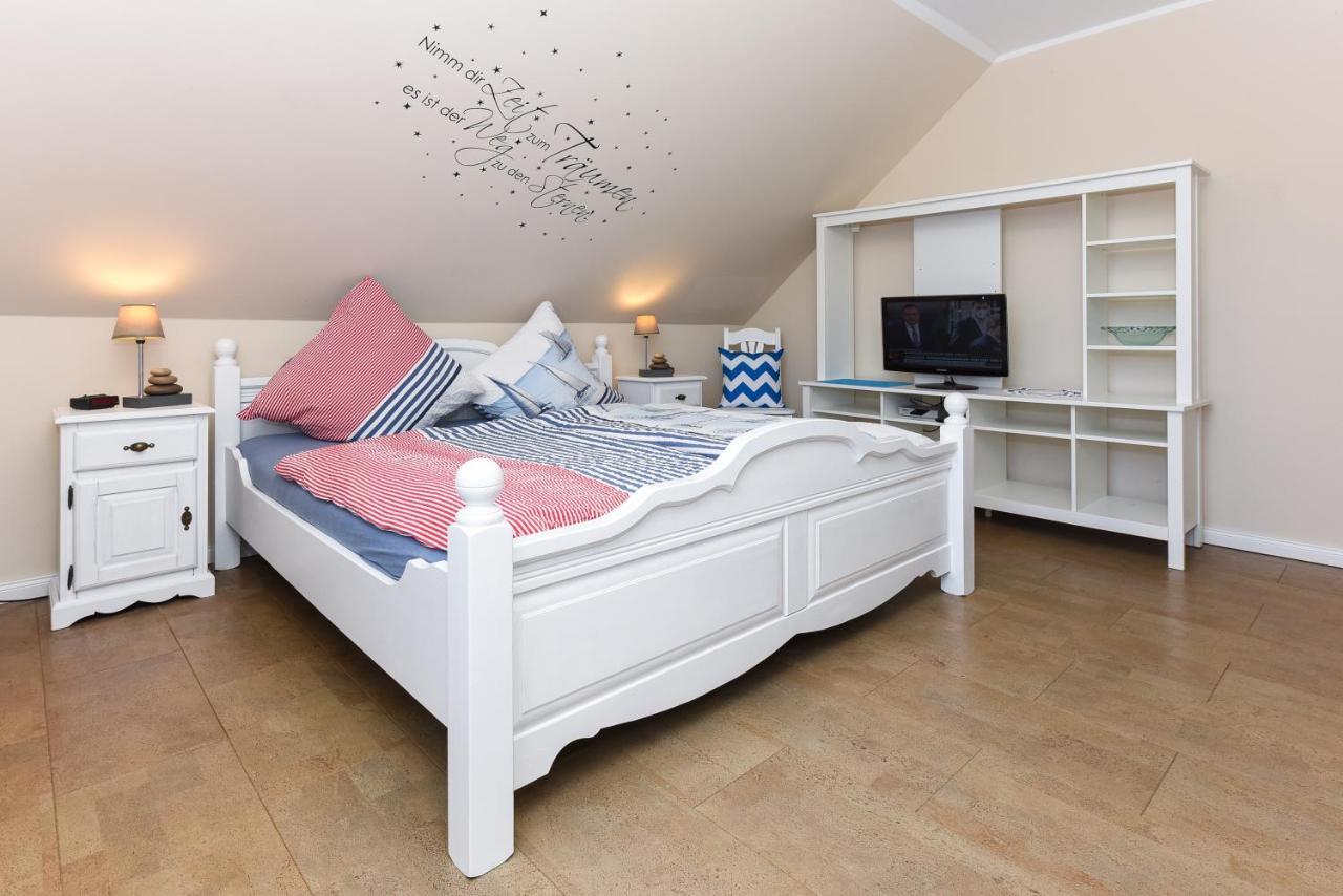 Ferienwohnung Haus Heimathafen Esens Εξωτερικό φωτογραφία